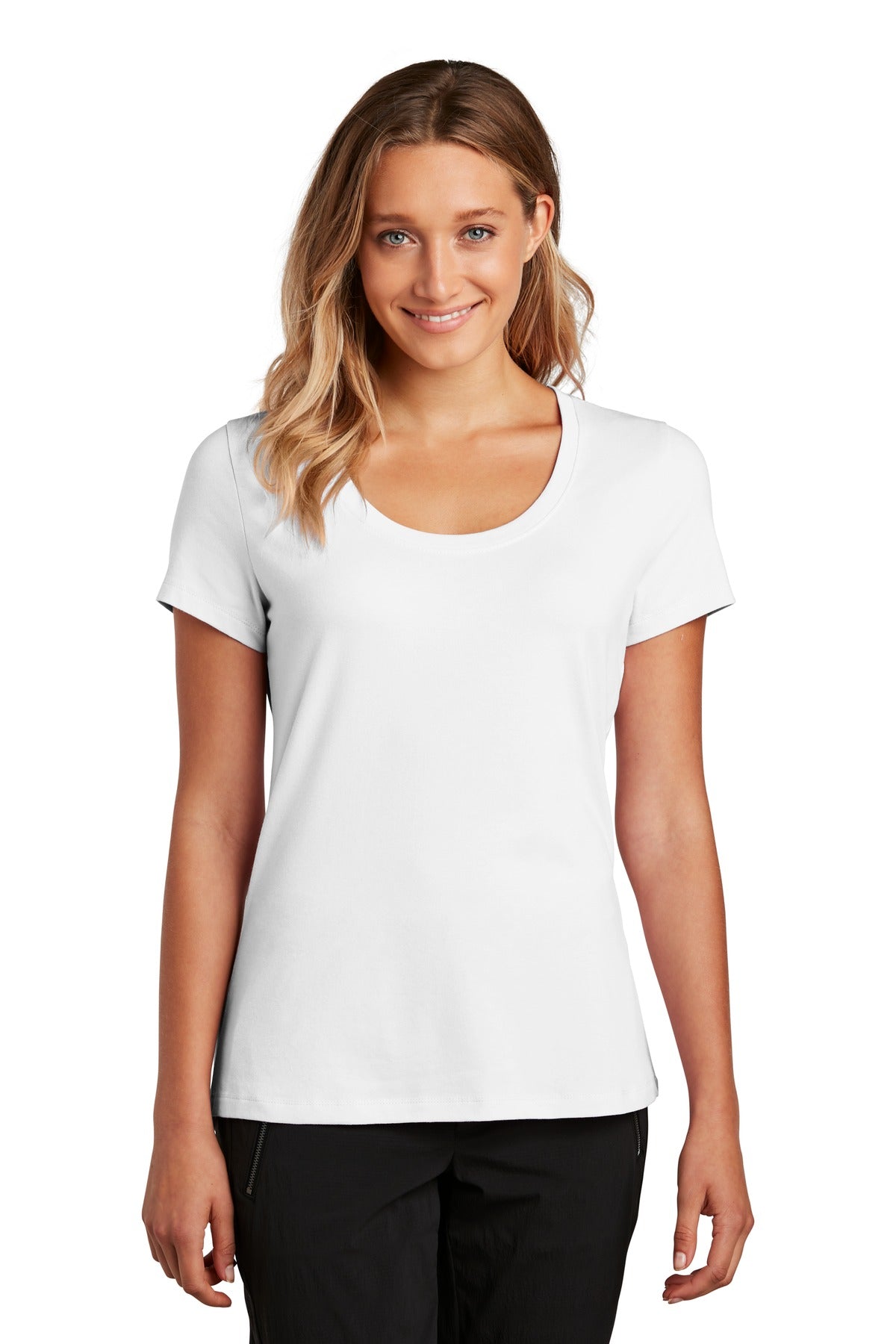 District   Women's Flex Scoop Neck Tee DT7501