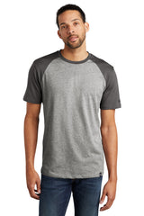 New Era   Heritage Blend Varsity Tee. NEA107